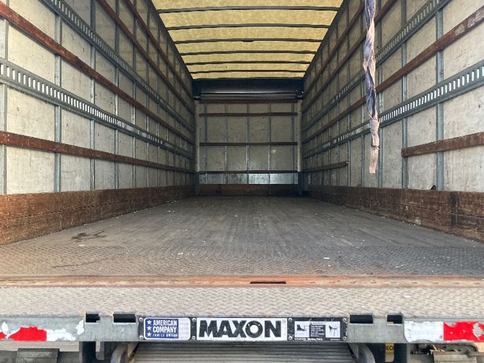 Medium Duty Box Truck-Light and Medium Duty Trucks-International-2020-MV607-Fontana-CA-152,439\n\t\tmiles-$ 51,250 - Image 10