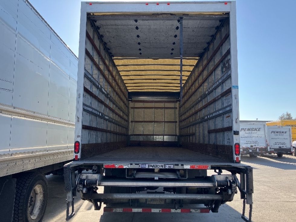 Medium Duty Box Truck-Light and Medium Duty Trucks-International-2020-MV607-Fontana-CA-152,439\n\t\tmiles-$ 51,250 - Image 8