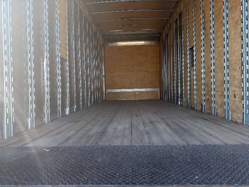 Medium Duty Box Truck-Light and Medium Duty Trucks-International-2020-MV607-Fontana-CA-169,066\n\t\tmiles-$ 53,750 - Image 10
