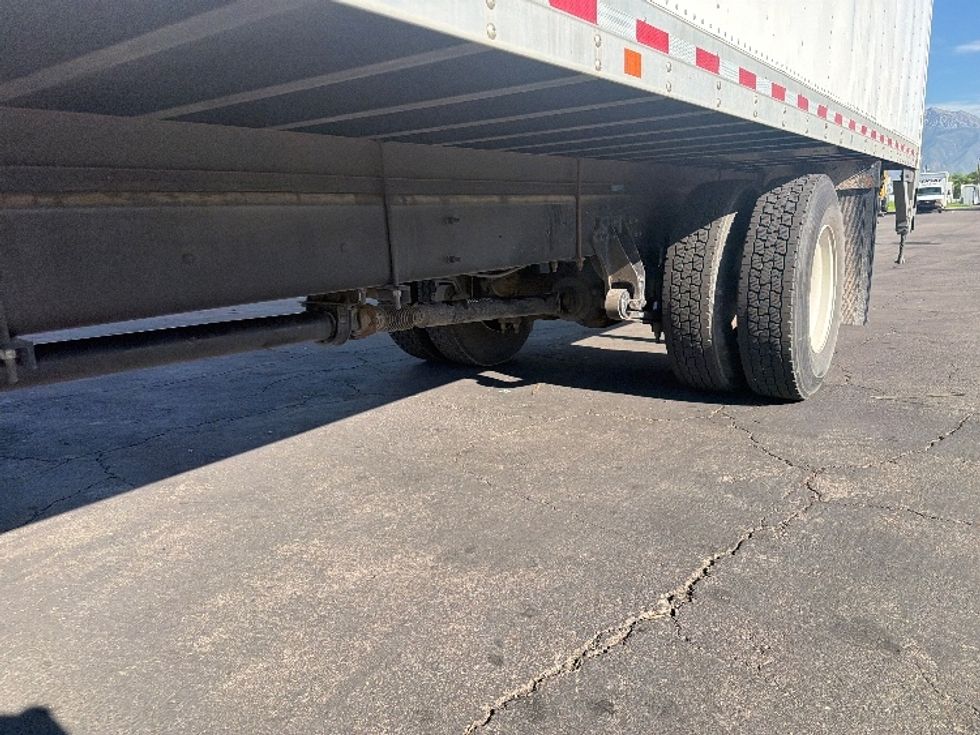 Medium Duty Box Truck-Light and Medium Duty Trucks-International-2020-MV607-Fontana-CA-169,066\n\t\tmiles-$ 53,750 - Image 5