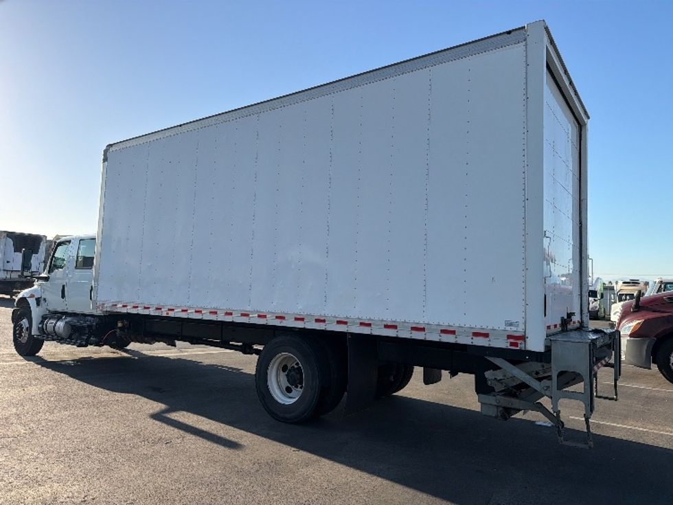 Medium Duty Box Truck-Light and Medium Duty Trucks-International-2020-MV607-Fontana-CA-169,066\n\t\tmiles-$ 53,750 - Image 6