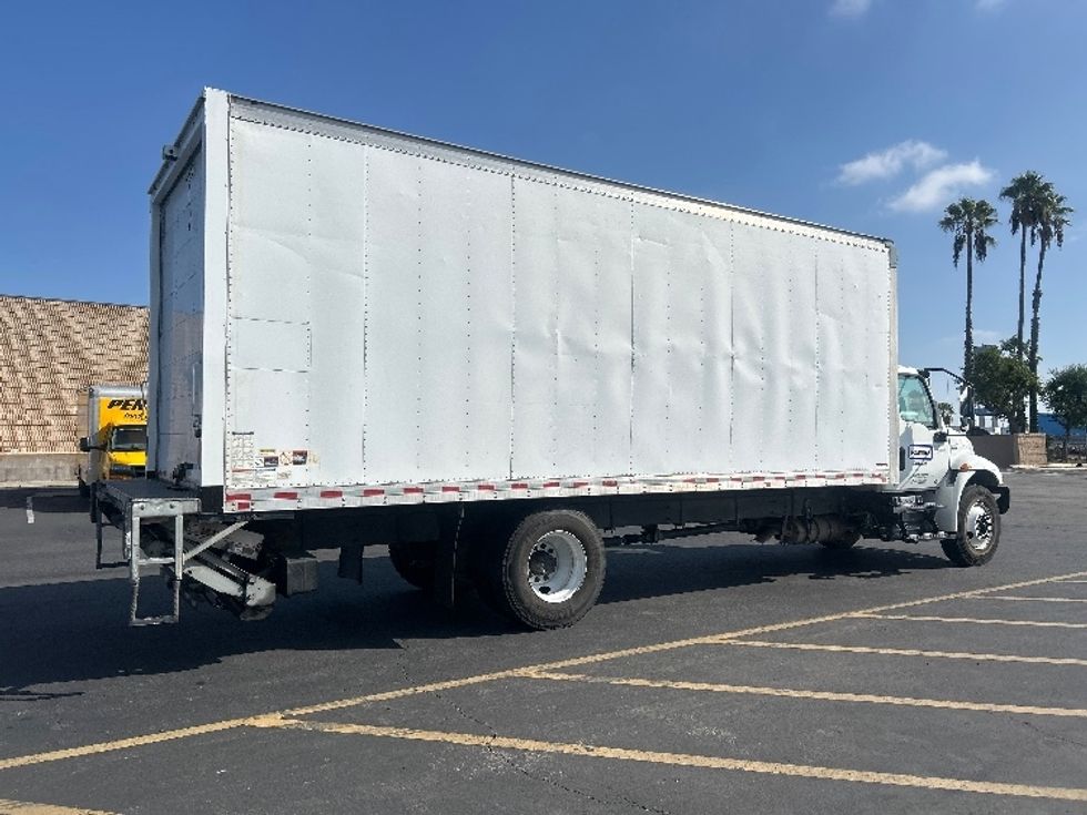 Medium Duty Box Truck-Light and Medium Duty Trucks-International-2020-MV607-Fontana-CA-192,634\n\t\tmiles-$ 50,000 - Image 13