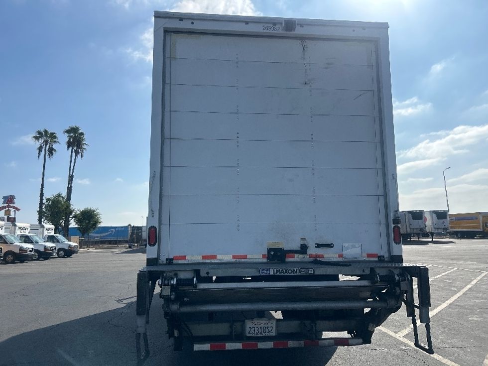 Medium Duty Box Truck-Light and Medium Duty Trucks-International-2020-MV607-Fontana-CA-192,634\n\t\tmiles-$ 50,000 - Image 7