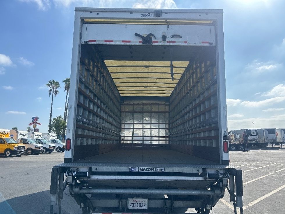 Medium Duty Box Truck-Light and Medium Duty Trucks-International-2020-MV607-Fontana-CA-192,634\n\t\tmiles-$ 50,000 - Image 8