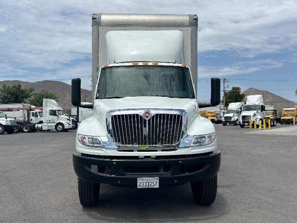 Medium Duty Box Truck-Light and Medium Duty Trucks-International-2020-MV607-Fontana-CA-203,765\n\t\tmiles-$ 50,250 - Image 2