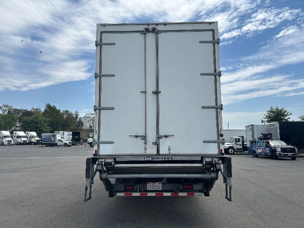 Medium Duty Box Truck-Light and Medium Duty Trucks-International-2020-MV607-Fontana-CA-203,765\n\t\tmiles-$ 50,250 - Image 7