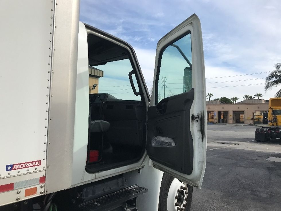 Medium Duty Box Truck-Light and Medium Duty Trucks-International-2020-MV607-Fontana-CA-70,776\n\t\tmiles-$ 58,000 - Image 20