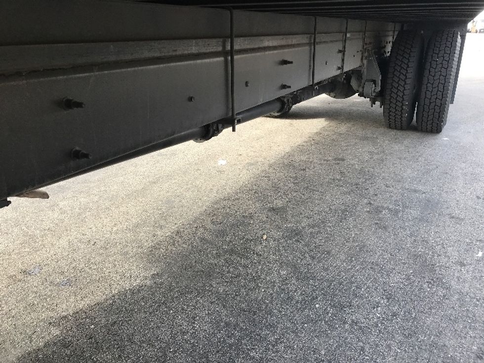 Medium Duty Box Truck-Light and Medium Duty Trucks-International-2020-MV607-Fontana-CA-70,776\n\t\tmiles-$ 58,000 - Image 5