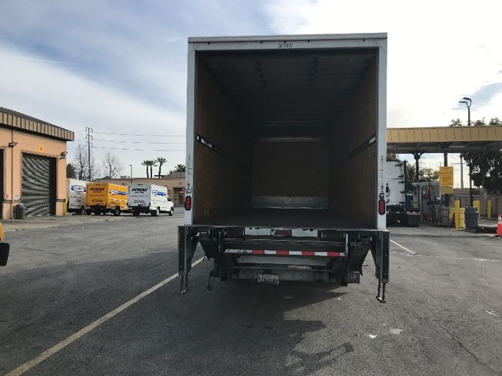 Medium Duty Box Truck-Light and Medium Duty Trucks-International-2020-MV607-Fontana-CA-70,776\n\t\tmiles-$ 58,000 - Image 8