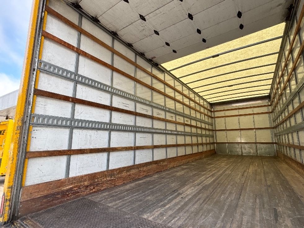 Medium Duty Box Truck-Light and Medium Duty Trucks-International-2020-MV607-Forest Park-GA-105,449\n\t\tmiles-$ 56,500 - Image 11