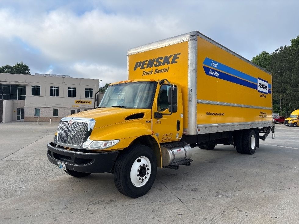 Medium Duty Box Truck-Light and Medium Duty Trucks-International-2020-MV607-Forest Park-GA-105,449\n\t\tmiles-$ 56,500 - Image 3