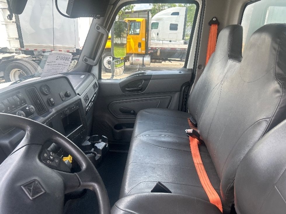 Medium Duty Box Truck-Light and Medium Duty Trucks-International-2020-MV607-Forest Park-GA-114,111\n\t\tmiles-$ 42,750 - Image 18