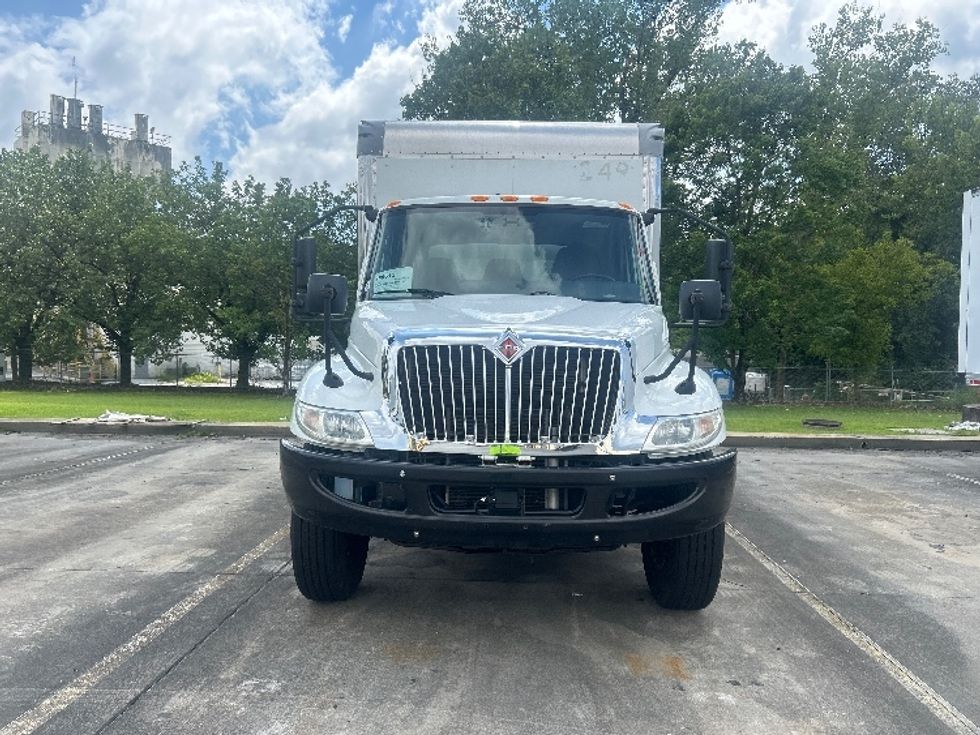 Medium Duty Box Truck-Light and Medium Duty Trucks-International-2020-MV607-Forest Park-GA-114,111\n\t\tmiles-$ 42,750 - Image 2