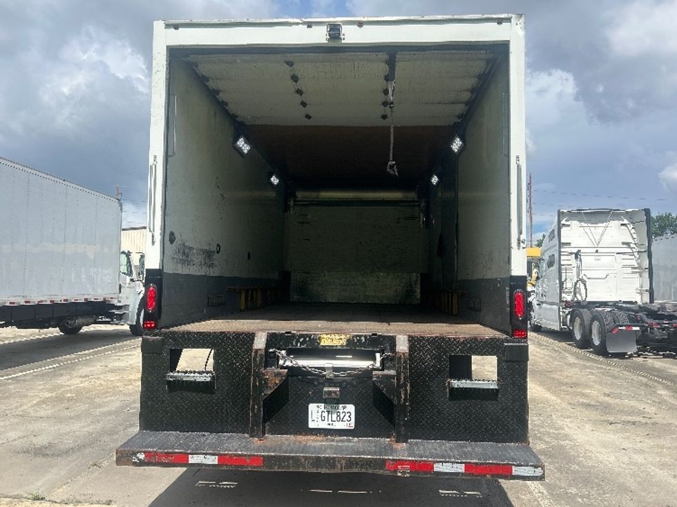 Medium Duty Box Truck-Light and Medium Duty Trucks-International-2020-MV607-Forest Park-GA-114,111\n\t\tmiles-$ 42,750 - Image 9