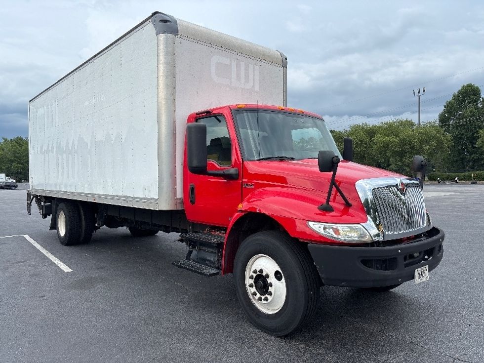 Medium Duty Box Truck-Light and Medium Duty Trucks-International-2020-MV607-Forest Park-GA-126,887\n\t\tmiles-$ 64,250 - Image 1