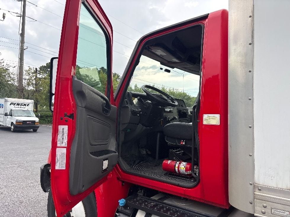 Medium Duty Box Truck-Light and Medium Duty Trucks-International-2020-MV607-Forest Park-GA-126,887\n\t\tmiles-$ 64,250 - Image 16