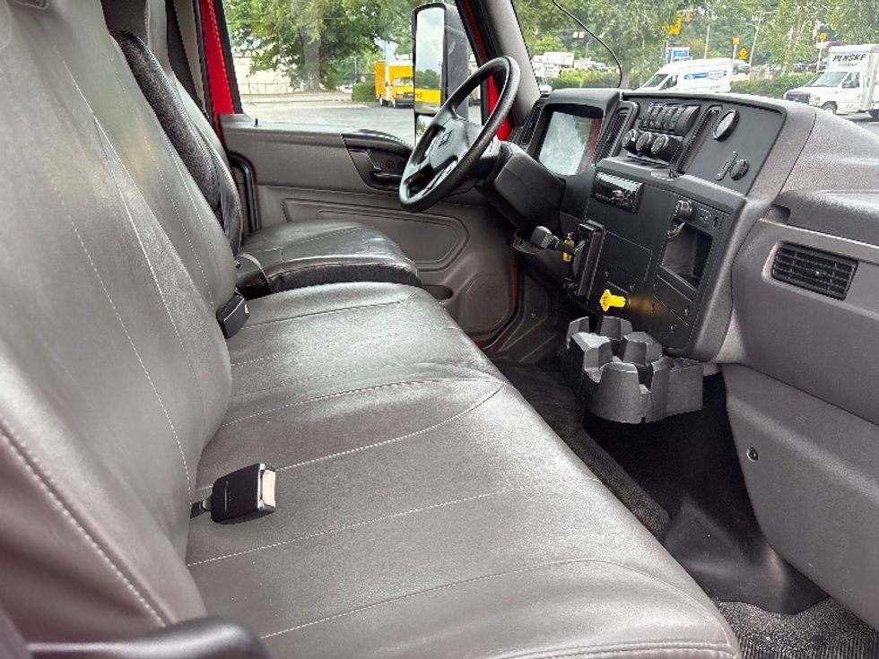 Medium Duty Box Truck-Light and Medium Duty Trucks-International-2020-MV607-Forest Park-GA-126,887\n\t\tmiles-$ 64,250 - Image 22