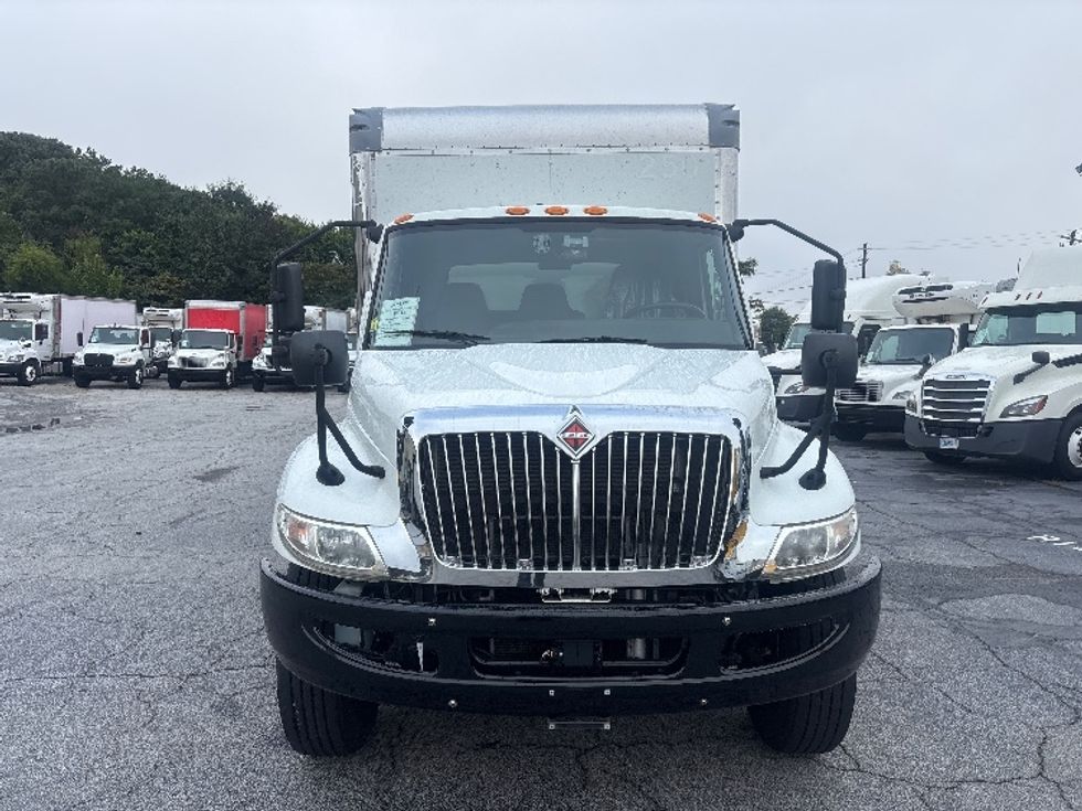 Medium Duty Box Truck-Light and Medium Duty Trucks-International-2020-MV607-Forest Park-GA-136,809\n\t\tmiles-$ 42,000 - Image 26