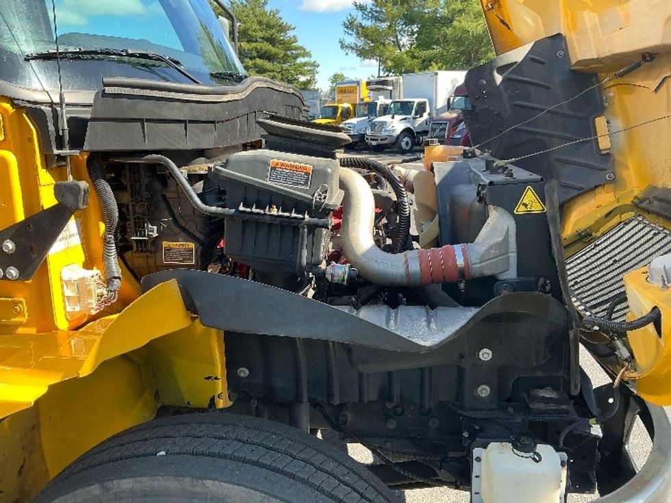 Medium Duty Box Truck-Light and Medium Duty Trucks-International-2020-MV607-Forest Park-GA-138,094\n\t\tmiles-$ 52,750 - Image 19