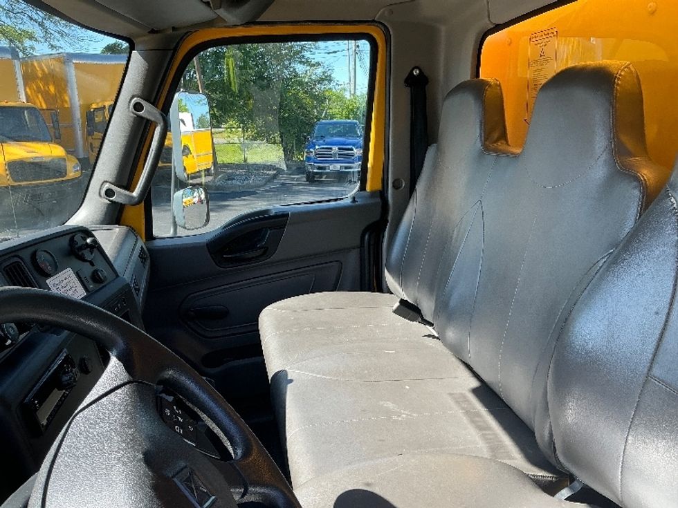 Medium Duty Box Truck-Light and Medium Duty Trucks-International-2020-MV607-Forest Park-GA-138,094\n\t\tmiles-$ 52,750 - Image 15