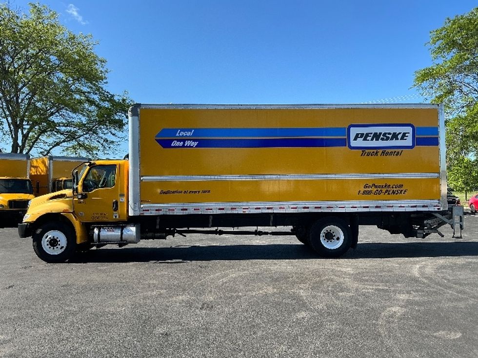 Medium Duty Box Truck-Light and Medium Duty Trucks-International-2020-MV607-Forest Park-GA-138,094\n\t\tmiles-$ 52,750 - Image 4