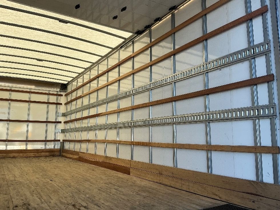 Medium Duty Box Truck-Light and Medium Duty Trucks-International-2020-MV607-Forest Park-GA-138,094\n\t\tmiles-$ 52,750 - Image 9