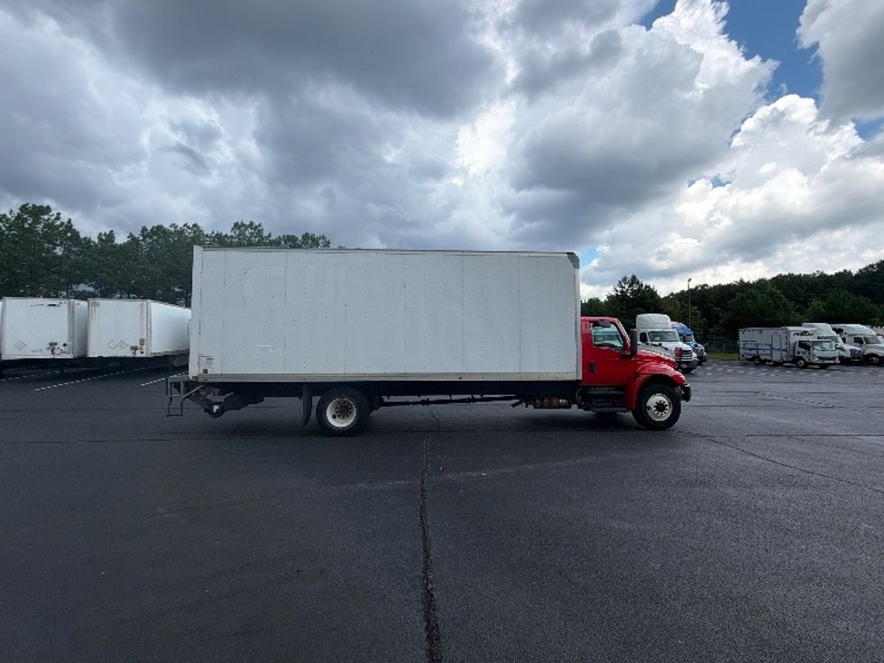Medium Duty Box Truck-Light and Medium Duty Trucks-International-2020-MV607-Forest Park-GA-139,319\n\t\tmiles-$ 63,750 - Image 15