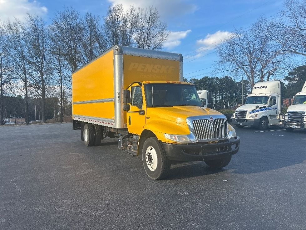 Medium Duty Box Truck-Light and Medium Duty Trucks-International-2020-MV607-Forest Park-GA-160,997\n\t\tmiles-$ 36,750 - Image 1
