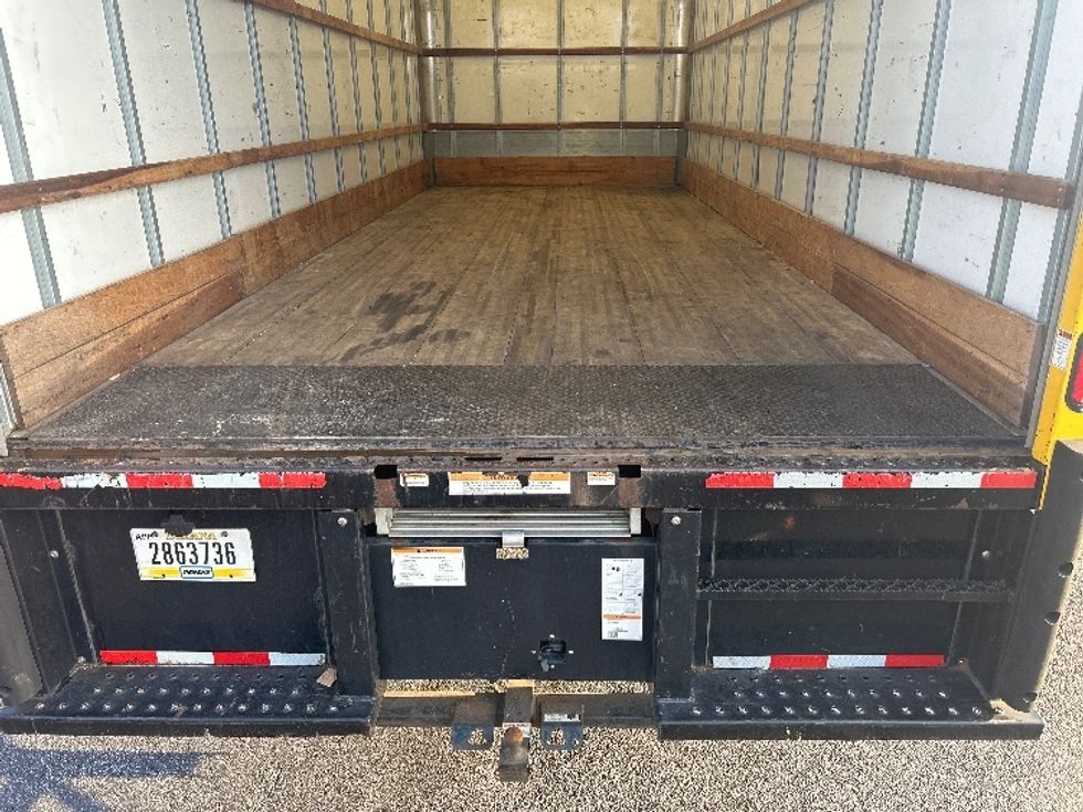 Medium Duty Box Truck-Light and Medium Duty Trucks-International-2020-MV607-Forest Park-GA-160,997\n\t\tmiles-$ 36,750 - Image 10