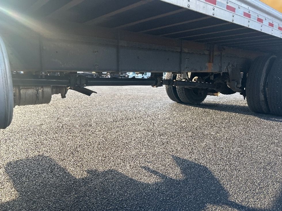 Medium Duty Box Truck-Light and Medium Duty Trucks-International-2020-MV607-Forest Park-GA-160,997\n\t\tmiles-$ 36,750 - Image 5