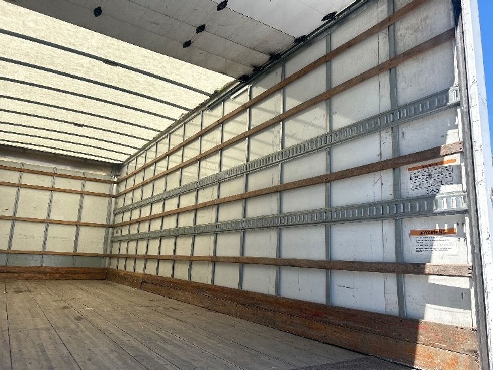 Medium Duty Box Truck-Light and Medium Duty Trucks-International-2020-MV607-Forest Park-GA-178,018\n\t\tmiles-$ 48,750 - Image 12