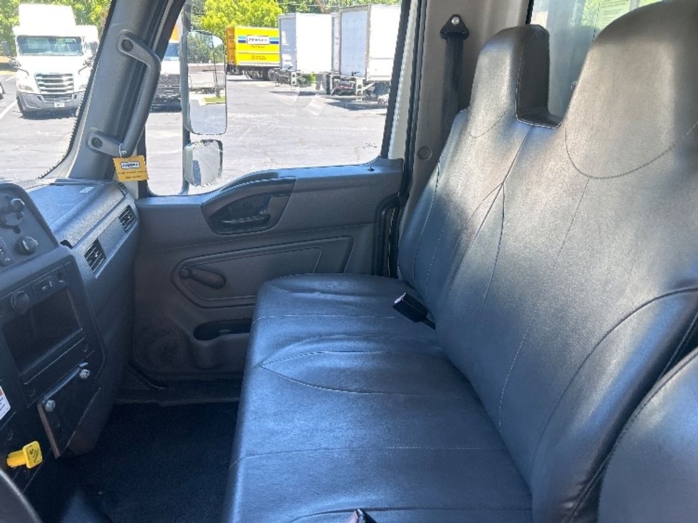 Medium Duty Box Truck-Light and Medium Duty Trucks-International-2020-MV607-Forest Park-GA-178,018\n\t\tmiles-$ 48,750 - Image 18