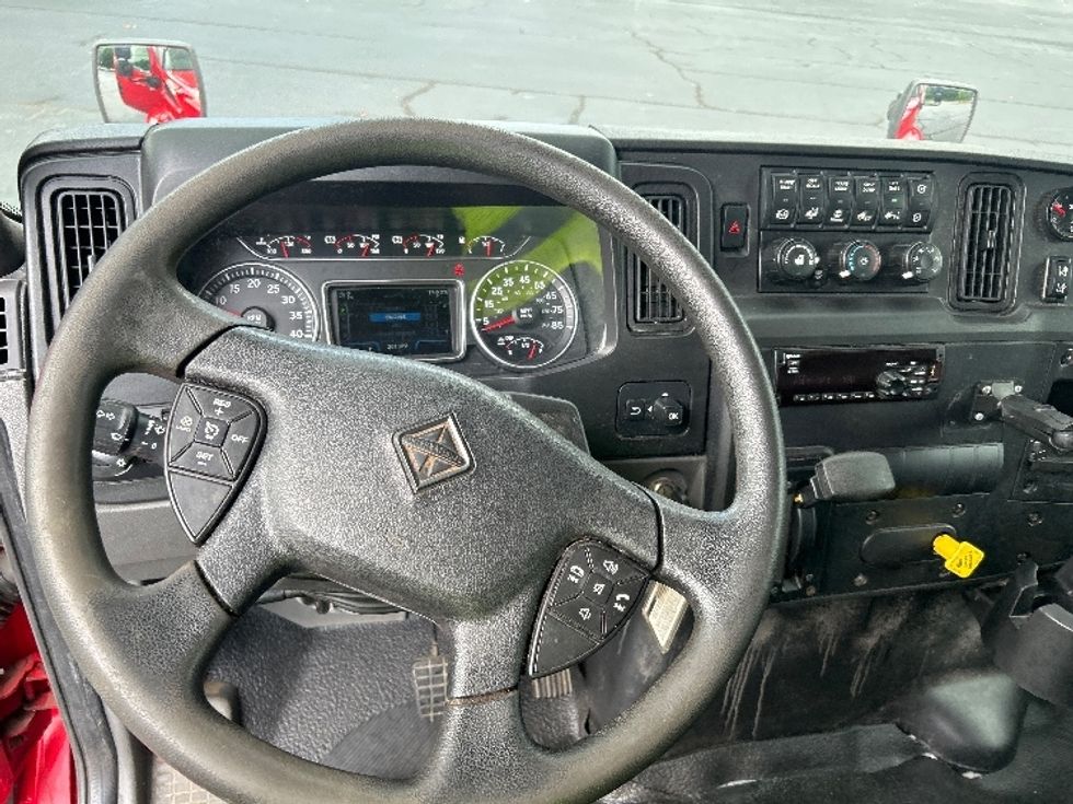Medium Duty Box Truck-Light and Medium Duty Trucks-International-2020-MV607-Forest Park-GA-201,392\n\t\tmiles-$ 53,250 - Image 18