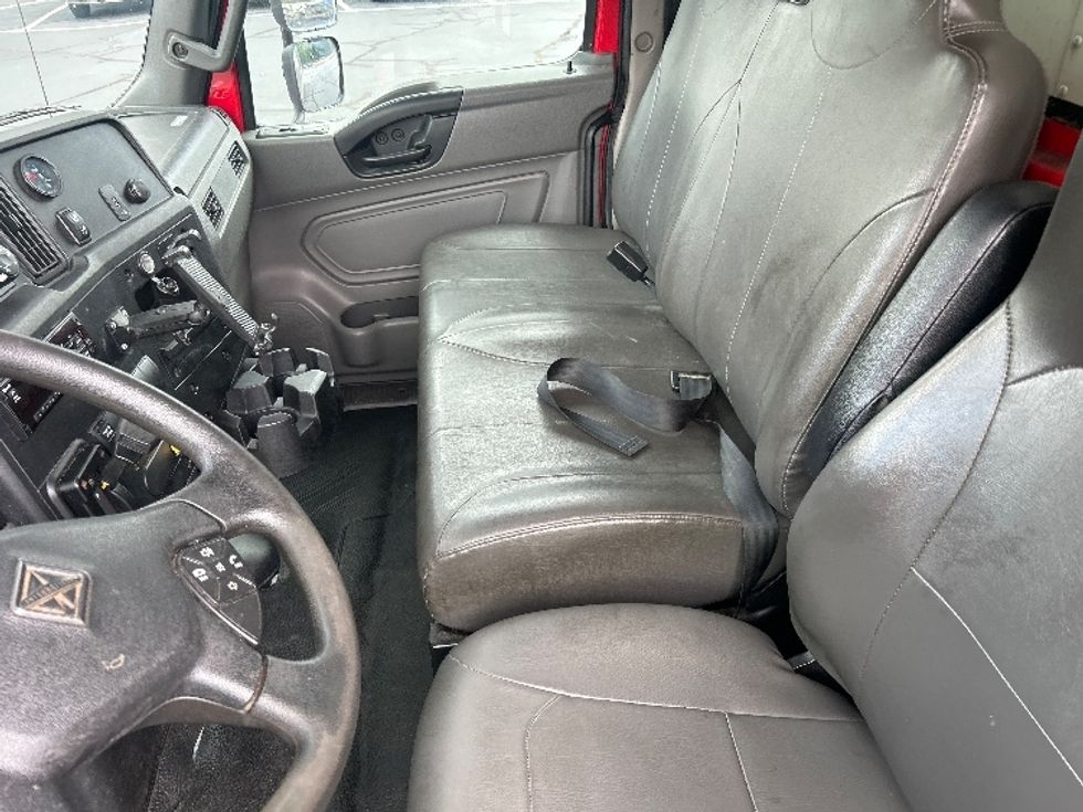 Medium Duty Box Truck-Light and Medium Duty Trucks-International-2020-MV607-Forest Park-GA-201,392\n\t\tmiles-$ 53,250 - Image 19
