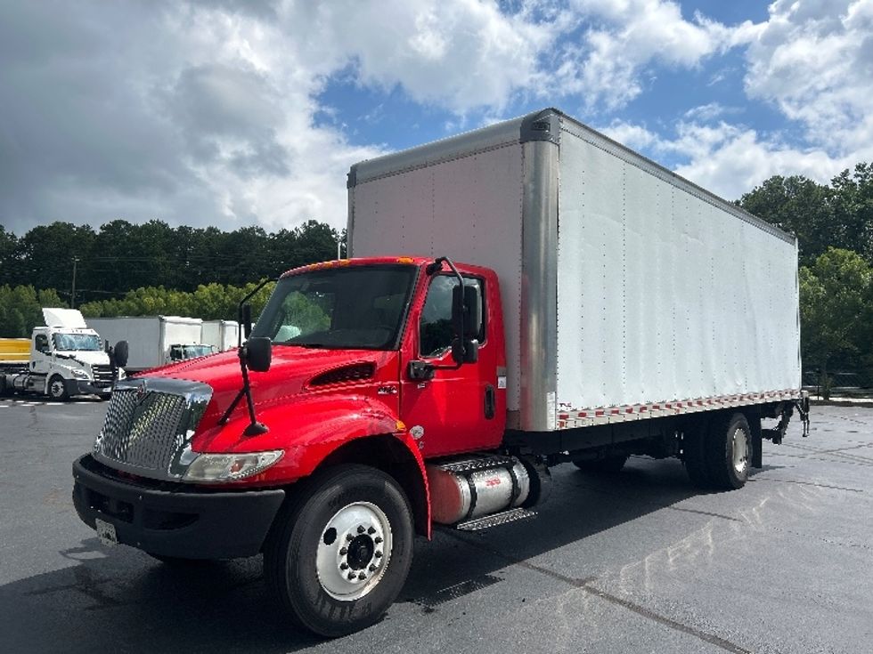 Medium Duty Box Truck-Light and Medium Duty Trucks-International-2020-MV607-Forest Park-GA-201,392\n\t\tmiles-$ 53,250 - Image 3