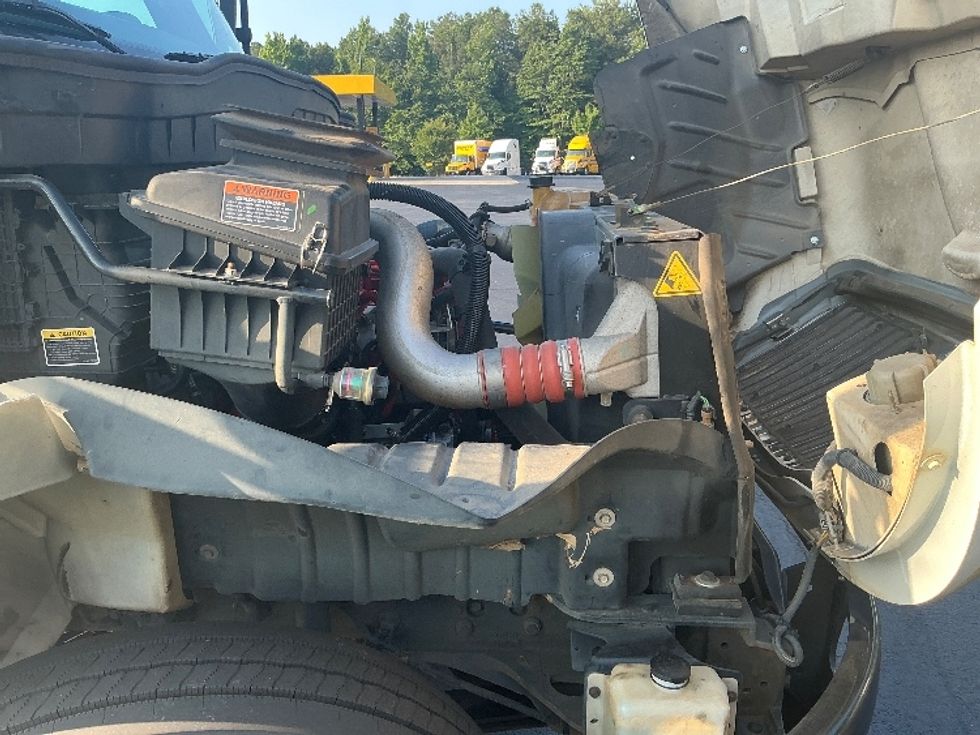 Medium Duty Box Truck-Light and Medium Duty Trucks-International-2020-MV607-Forest Park-GA-241,725\n\t\tmiles-$ 42,750 - Image 21