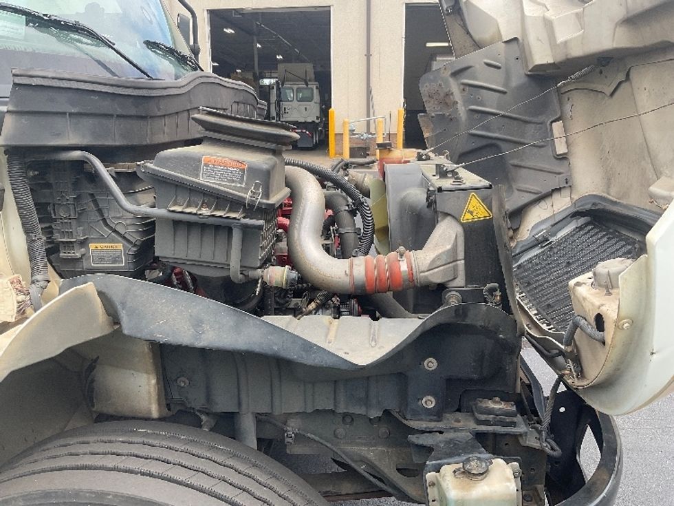 Medium Duty Box Truck-Light and Medium Duty Trucks-International-2020-MV607-Forest Park-GA-270,795\n\t\tmiles-$ 35,250 - Image 20