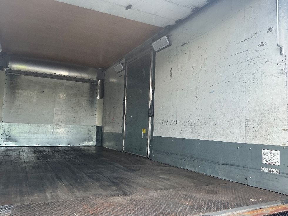 Medium Duty Box Truck-Light and Medium Duty Trucks-International-2020-MV607-Forest Park-GA-87,748\n\t\tmiles-$ 46,750 - Image 12