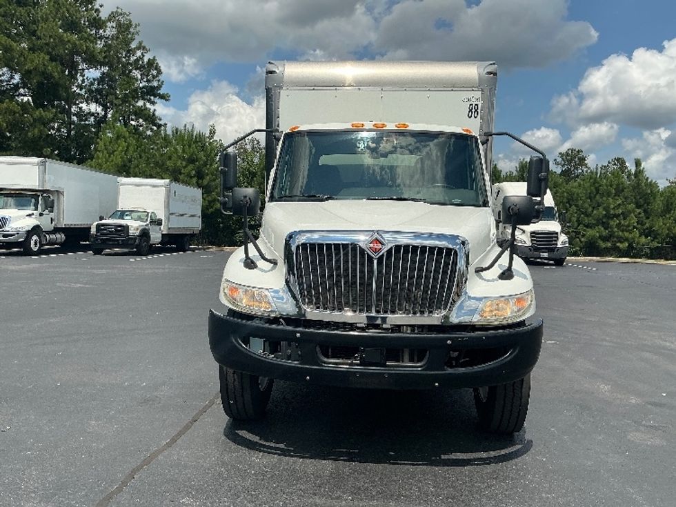 Medium Duty Box Truck-Light and Medium Duty Trucks-International-2020-MV607-Forest Park-GA-87,748\n\t\tmiles-$ 46,750 - Image 2