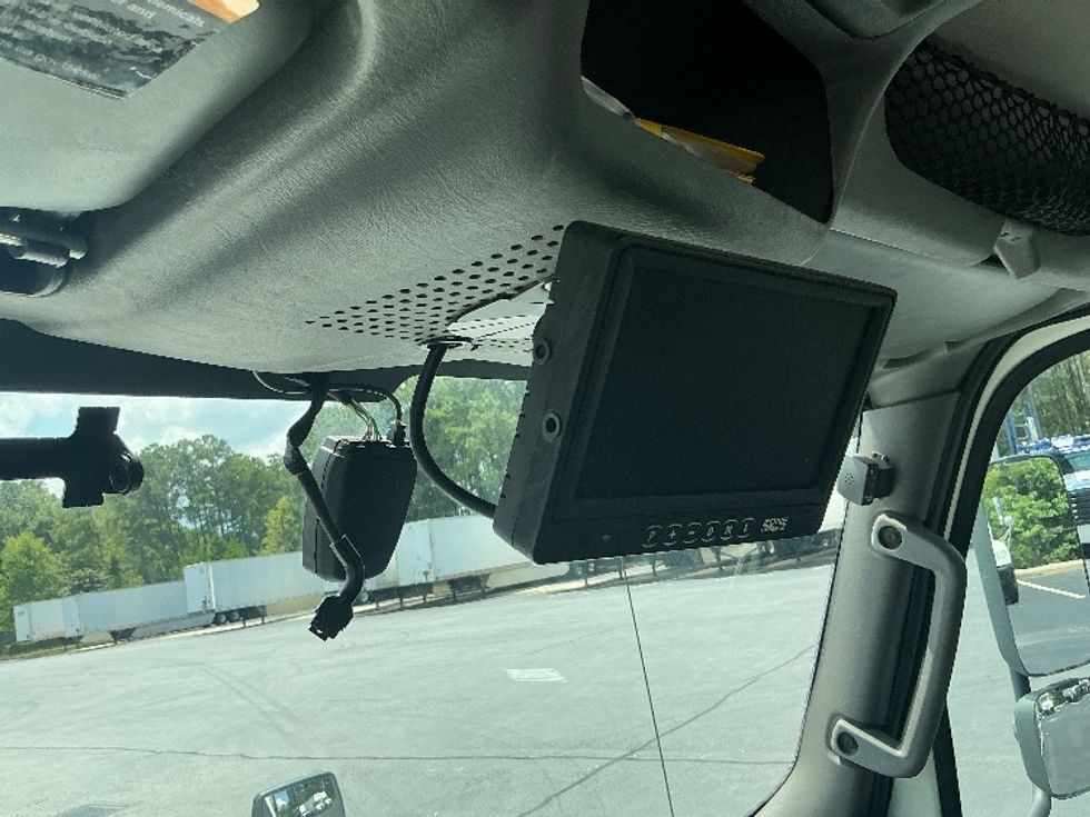 Medium Duty Box Truck-Light and Medium Duty Trucks-International-2020-MV607-Forest Park-GA-87,748\n\t\tmiles-$ 46,750 - Image 23