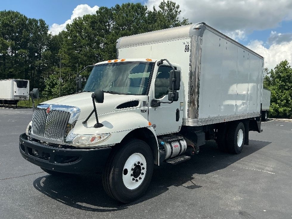 Medium Duty Box Truck-Light and Medium Duty Trucks-International-2020-MV607-Forest Park-GA-87,748\n\t\tmiles-$ 46,750 - Image 3
