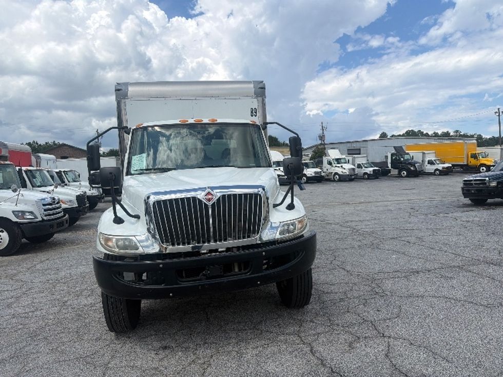 Medium Duty Box Truck-Light and Medium Duty Trucks-International-2020-MV607-Forest Park-GA-90,174\n\t\tmiles-$ 46,500 - Image 2