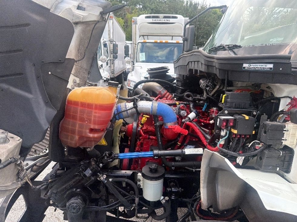 Medium Duty Box Truck-Light and Medium Duty Trucks-International-2020-MV607-Forest Park-GA-90,174\n\t\tmiles-$ 46,500 - Image 24