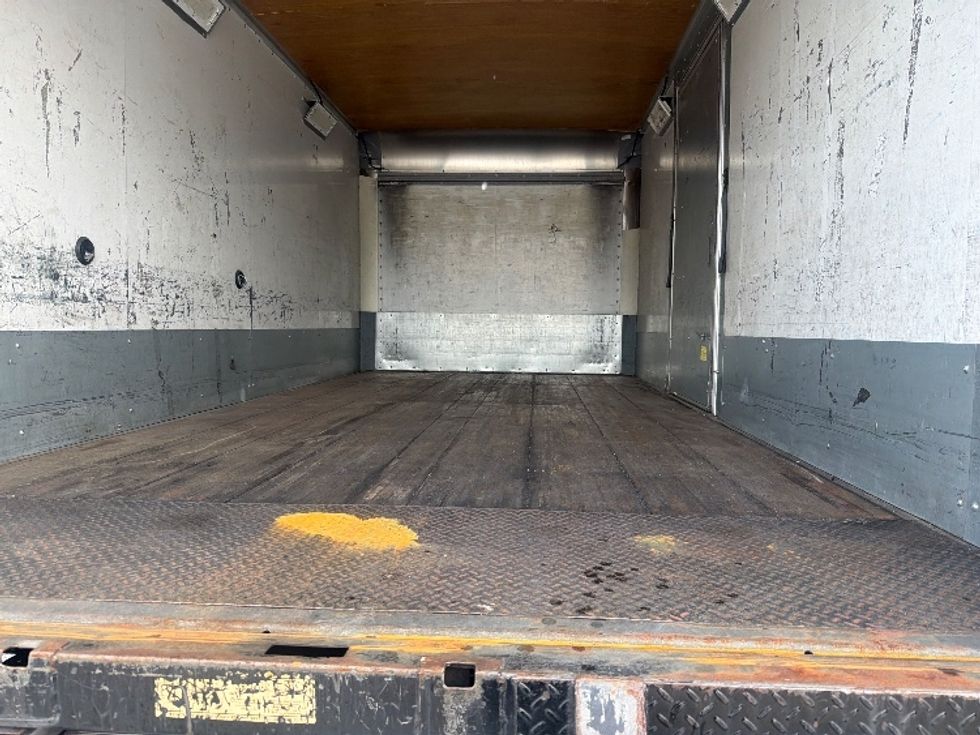 Medium Duty Box Truck-Light and Medium Duty Trucks-International-2020-MV607-Forest Park-GA-90,174\n\t\tmiles-$ 46,500 - Image 7