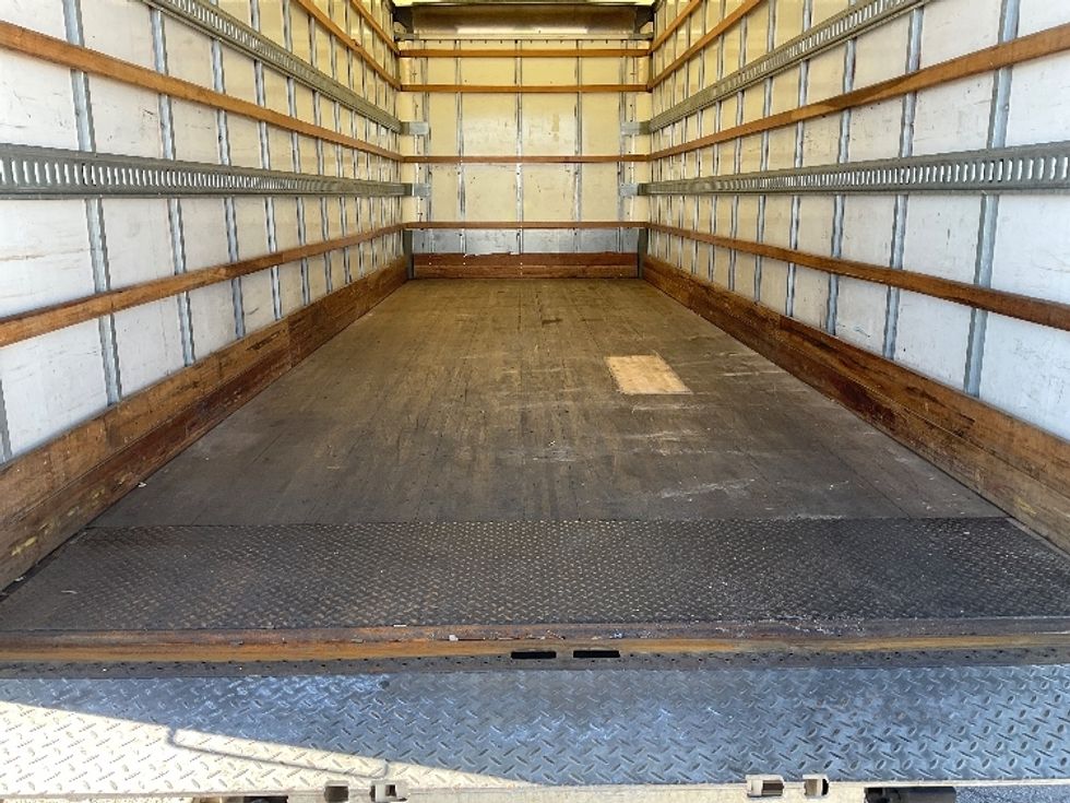 Medium Duty Box Truck-Light and Medium Duty Trucks-International-2020-MV607-Fort Smith-AR-339,569\n\t\tmiles-$ 22,000 - Image 10