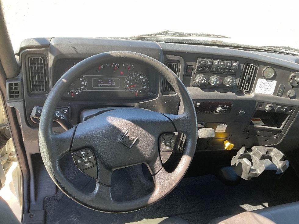 Medium Duty Box Truck-Light and Medium Duty Trucks-International-2020-MV607-Fort Smith-AR-339,569\n\t\tmiles-$ 22,000 - Image 18