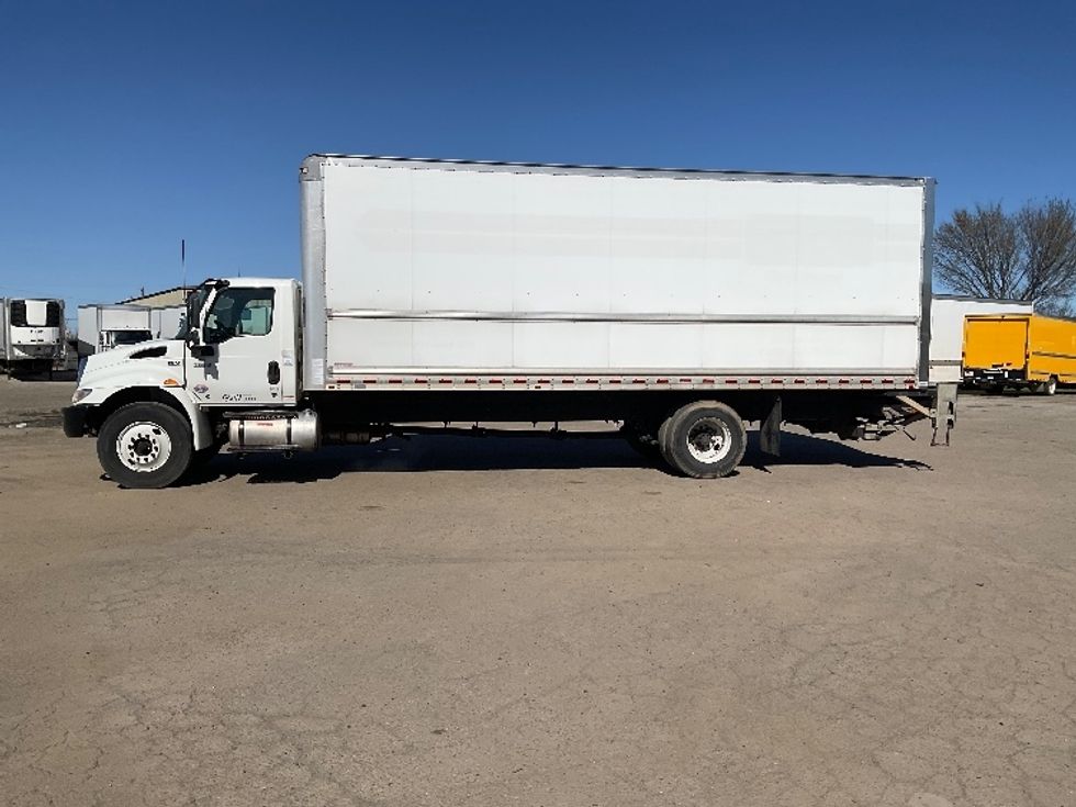 Medium Duty Box Truck-Light and Medium Duty Trucks-International-2020-MV607-Fort Smith-AR-339,569\n\t\tmiles-$ 22,000 - Image 4