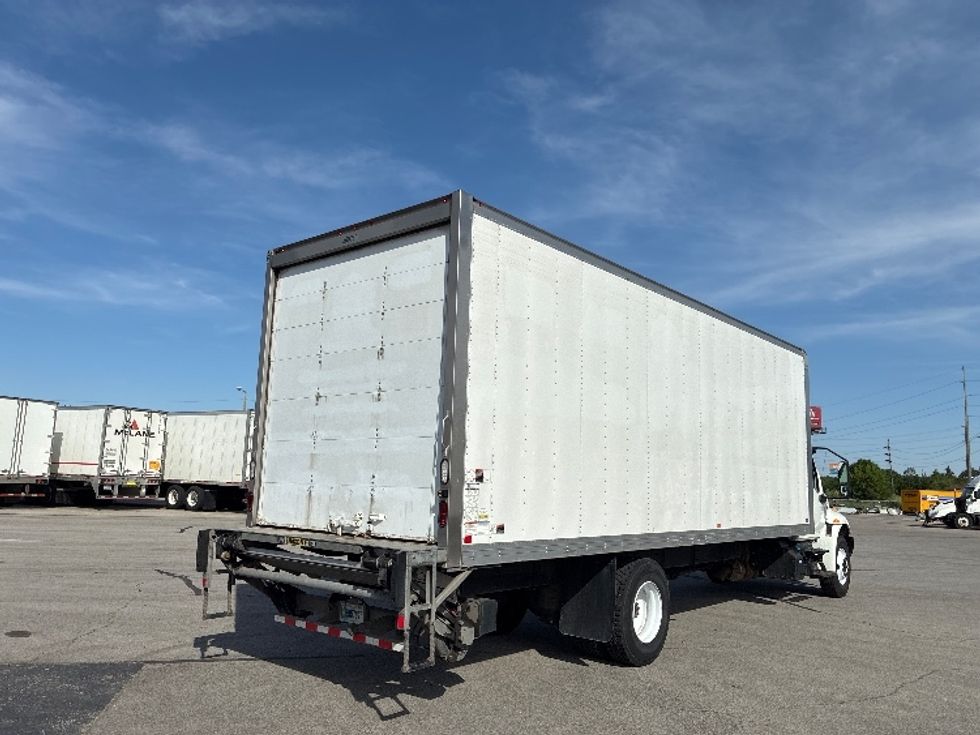 Medium Duty Box Truck-Light and Medium Duty Trucks-International-2020-MV607-Fort Wayne-IN-201,434\n\t\tmiles-$ 45,250 - Image 13