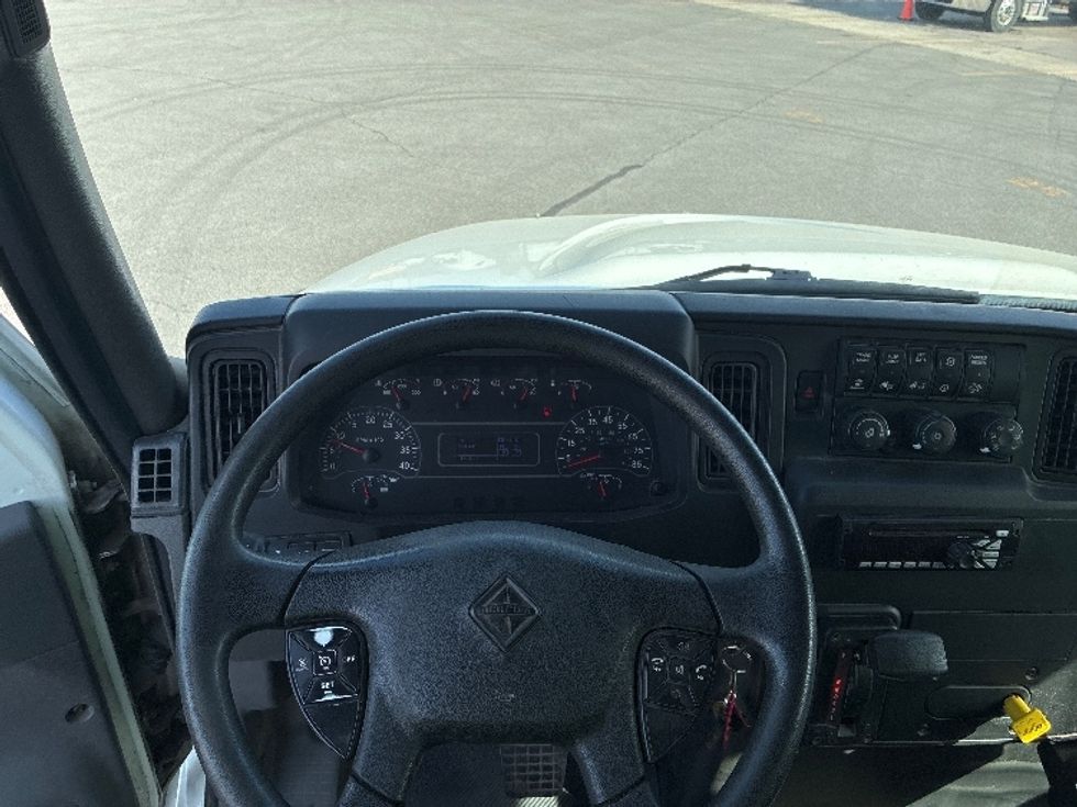 Medium Duty Box Truck-Light and Medium Duty Trucks-International-2020-MV607-Fort Wayne-IN-201,434\n\t\tmiles-$ 45,250 - Image 18