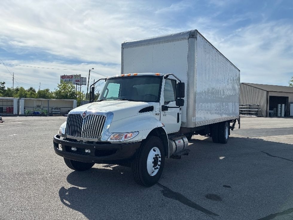 Medium Duty Box Truck-Light and Medium Duty Trucks-International-2020-MV607-Fort Wayne-IN-201,434\n\t\tmiles-$ 45,250 - Image 3